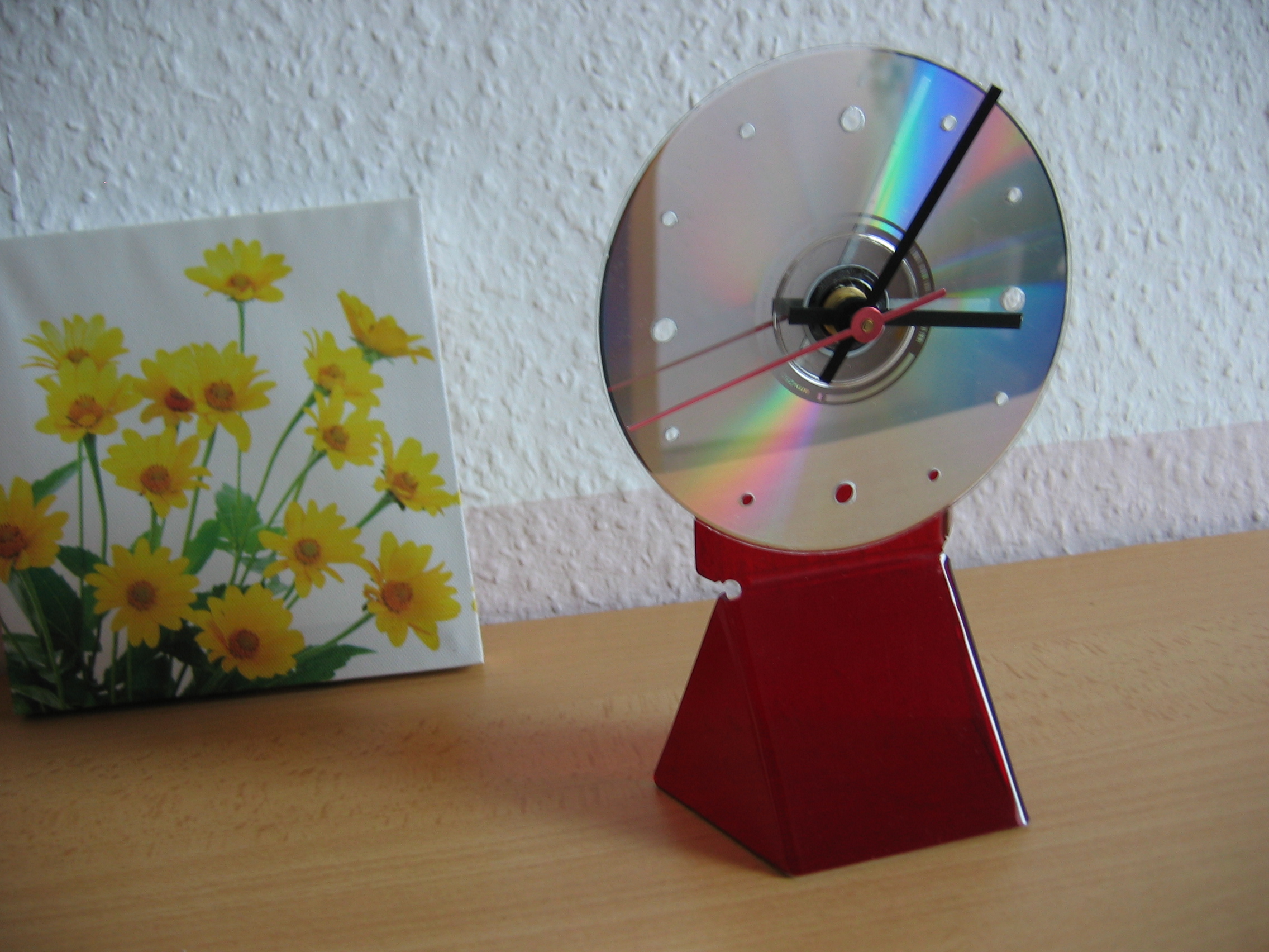 CD-Standquarzuhr